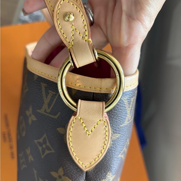 Authentic Louis Vuitton NEW delightful PM discontinued Pink pivone monogram bag - Picture 6 of 13